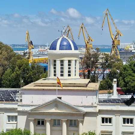 Atico Con Esplendida Terraza شقة