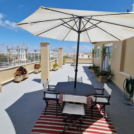 ático Con Espléndida Terraza