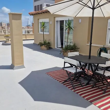 Atico Con Esplendida Terraza Apartment