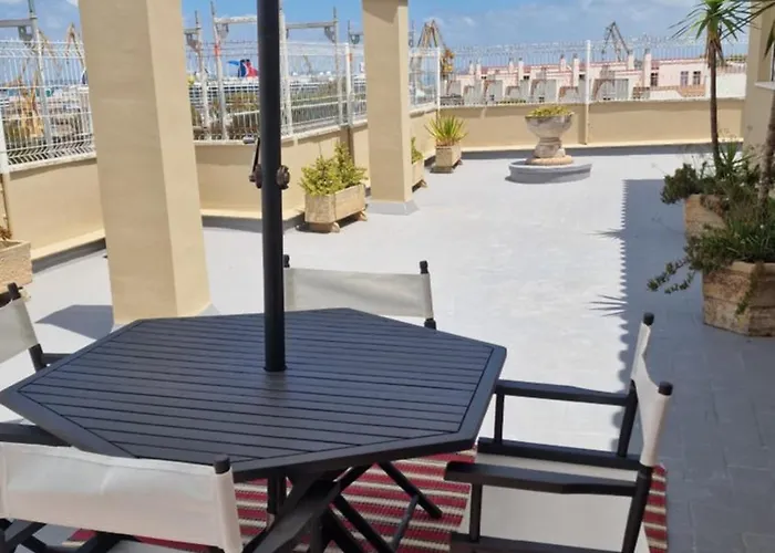 ático Con Espléndida Terraza