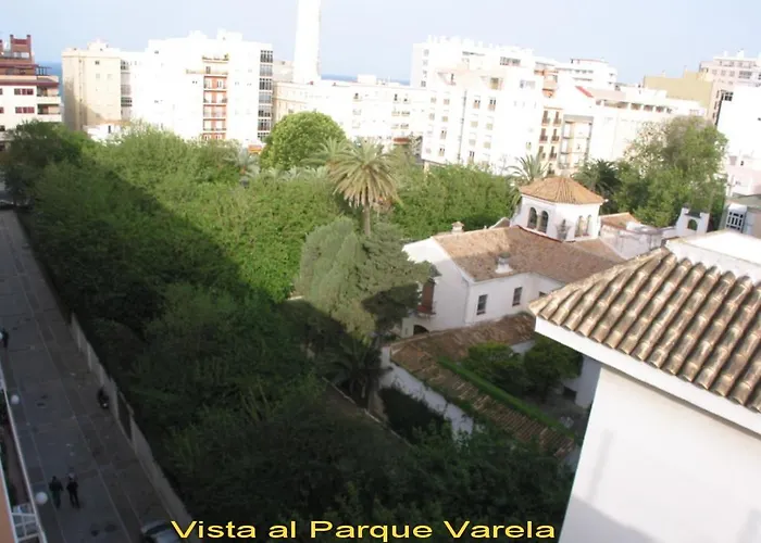 Atico Con Esplendida Terraza * Cádiz